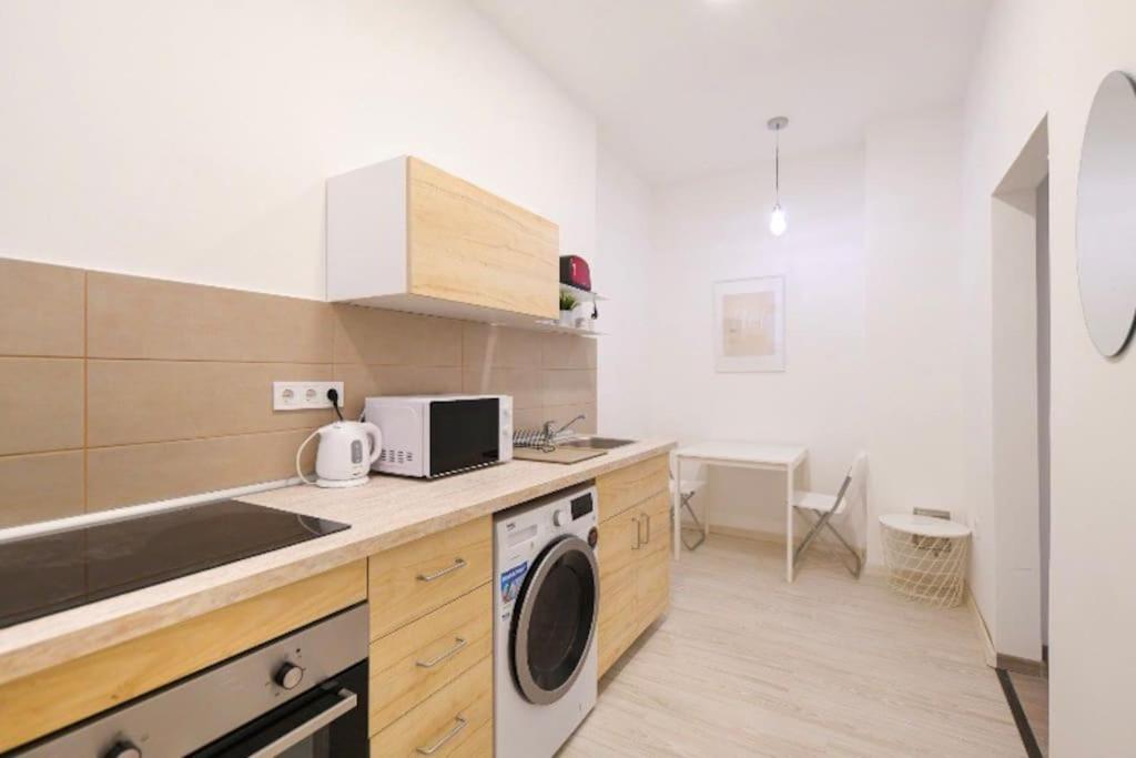 2 Bedroom Flat In Nyar Str., Boutique Budapest Extérieur photo
